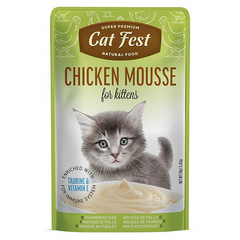 CatFest Kitten Chicken Mousse 70g - mitrā papildbarība ar vistas gaļu ar maigu putētu tekstūru, ideāli piemērota maziem kaķēniem